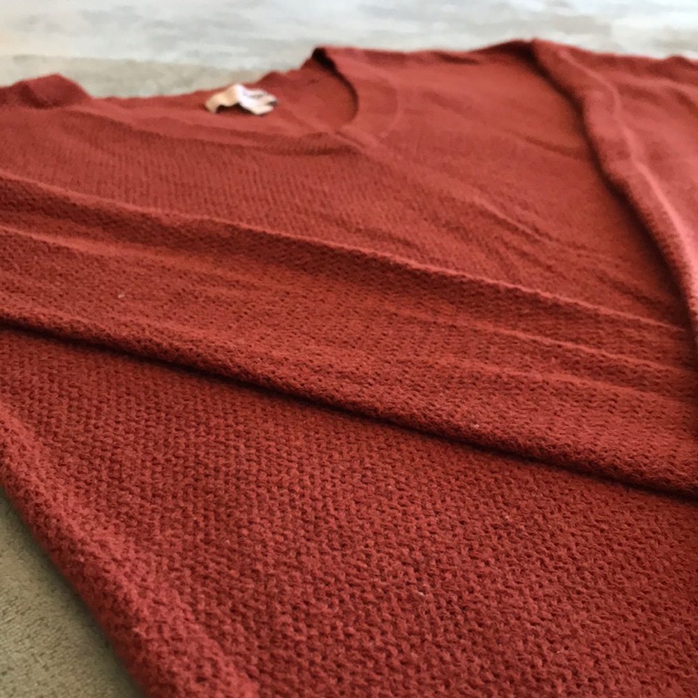 Rust Sweater - Picture 4 of 4